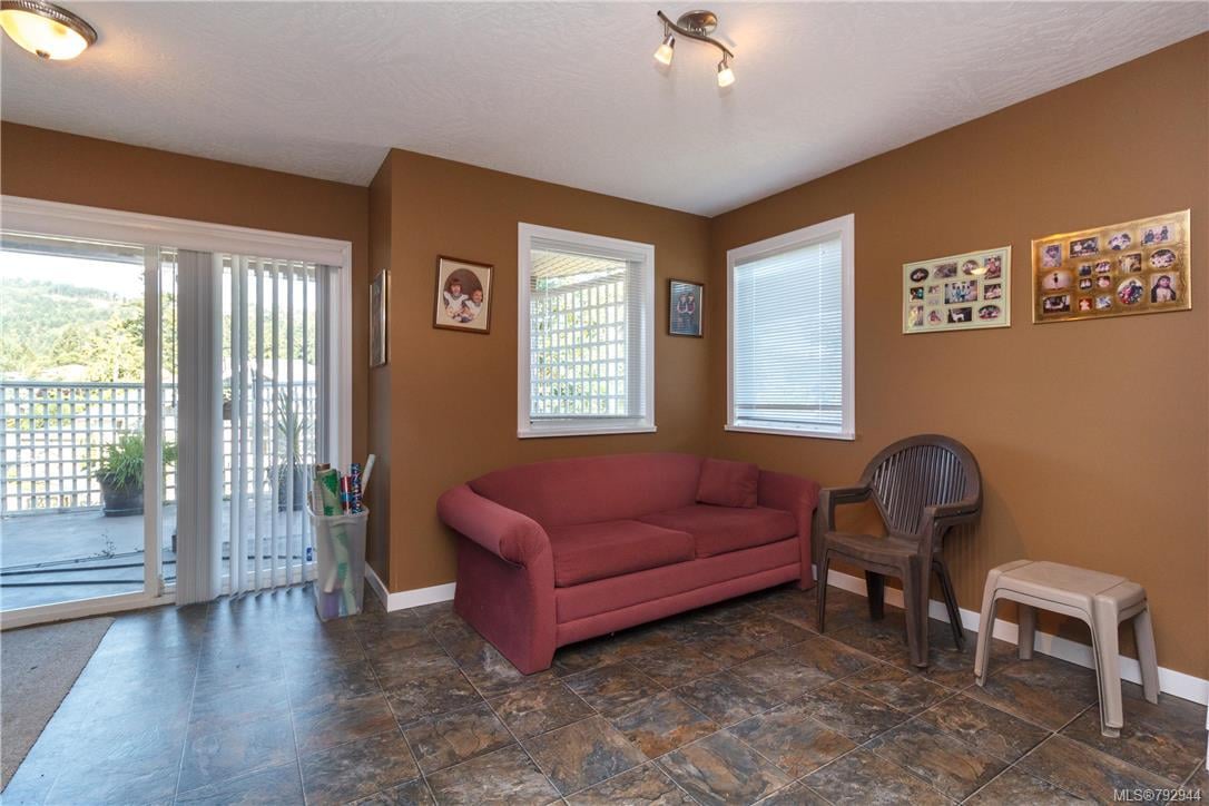 2406 Fleetwood Crt, Langford