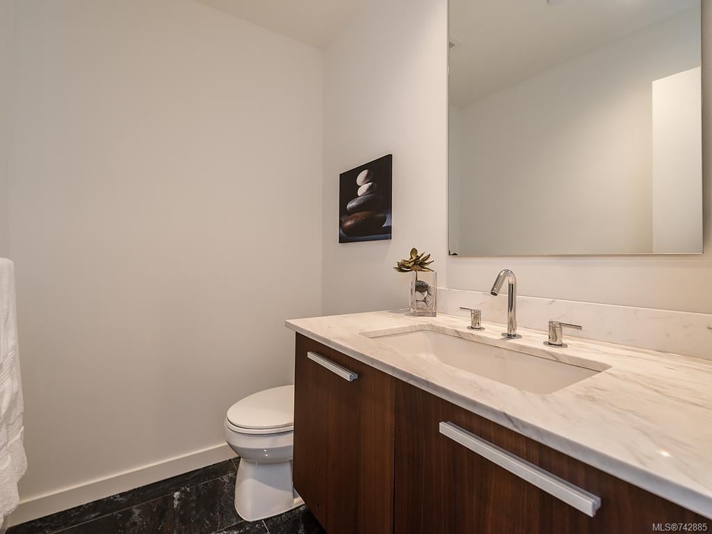 307-707 Ctney St