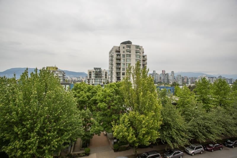 605-1438 W 7th Avenue, Vancouver