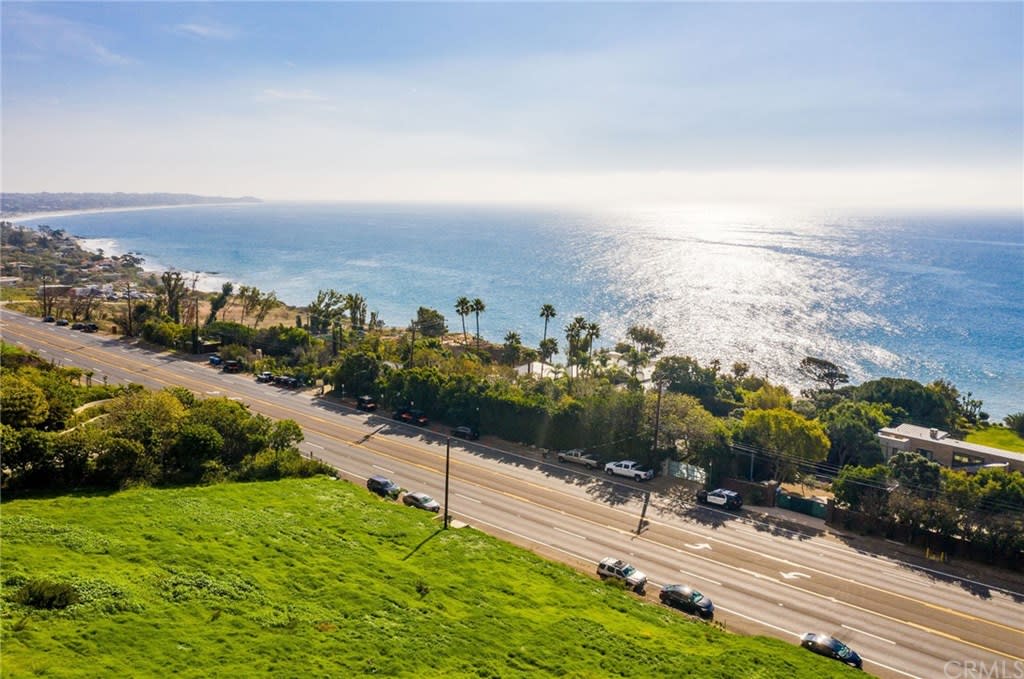 32401 Pacific Coast Highway