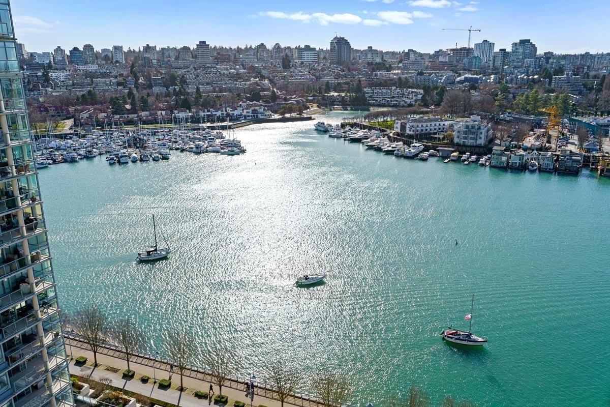 2001-428 Beach Crescent, Vancouver