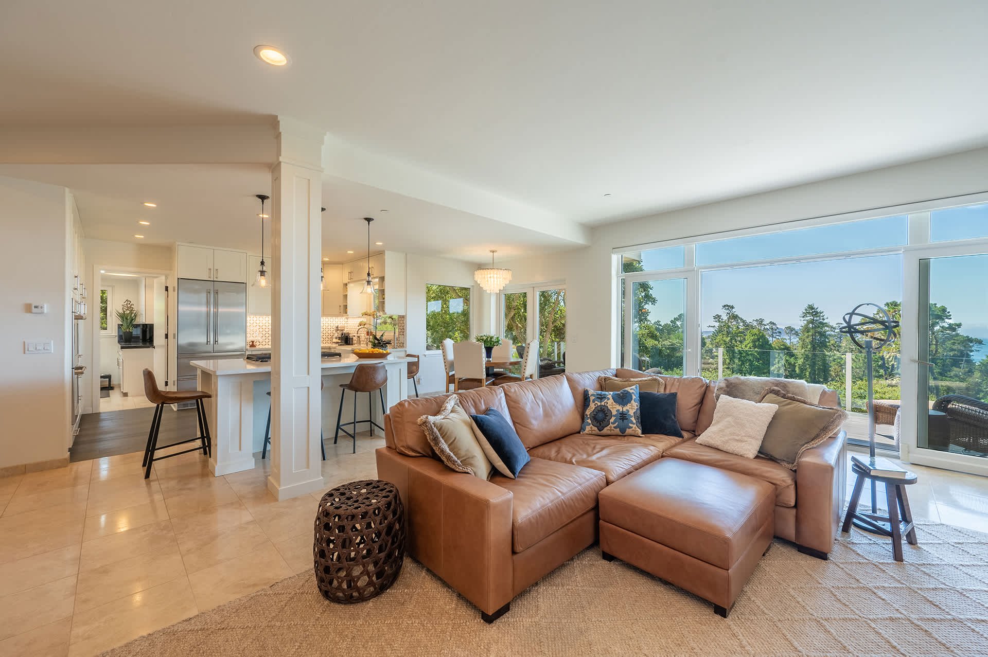 Sweeping Ocean Views - 24916 Lincoln Street