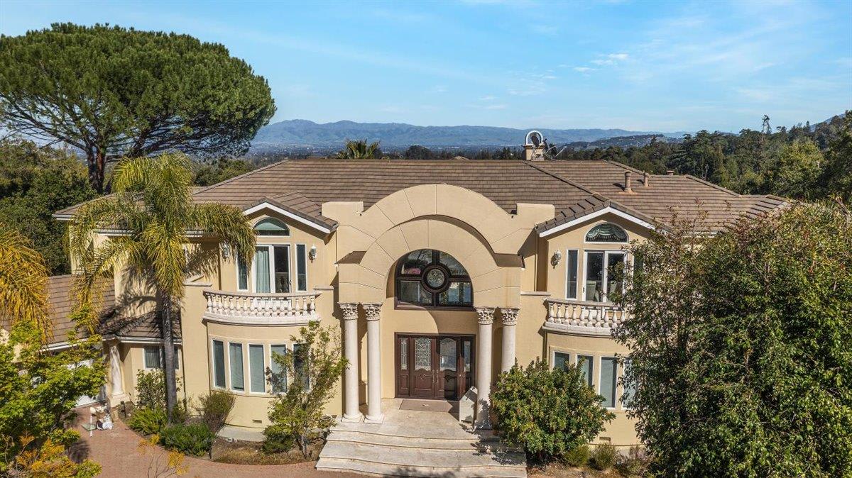 19635 Redberry Drive
