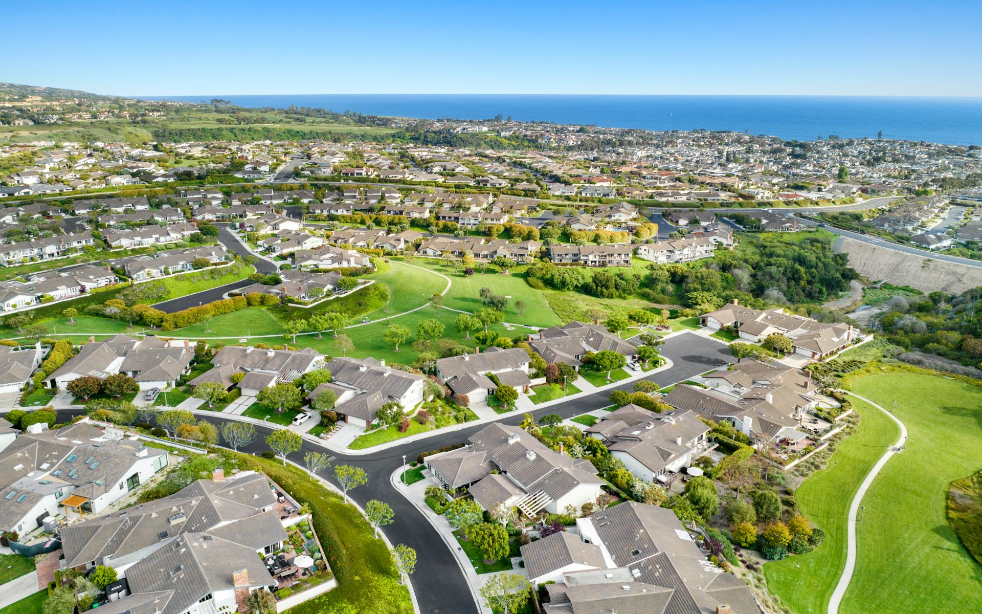 28 Skysail Drive