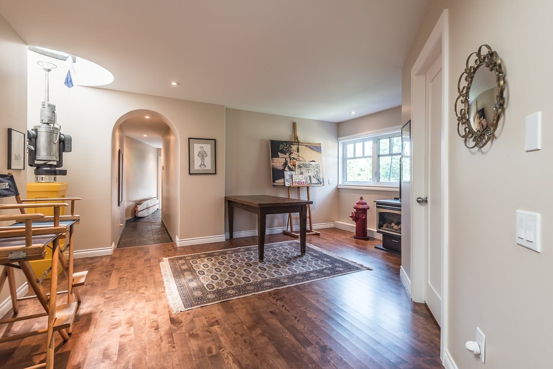 1032 Glacier View Dr