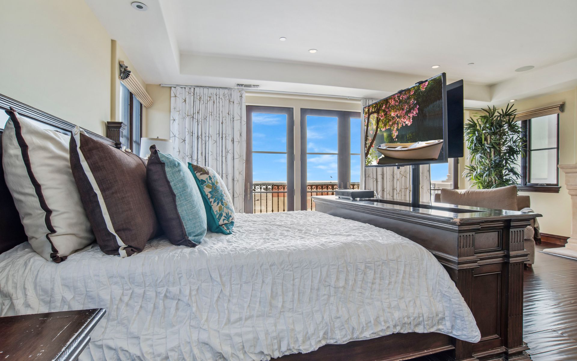 6209 Ocean Frnt