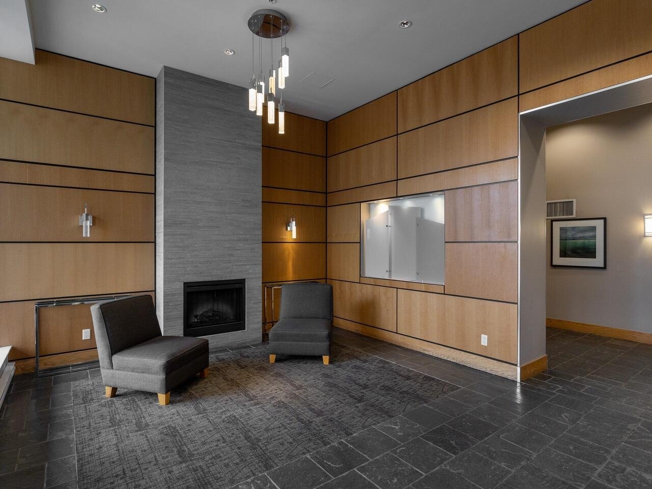 2903-2289 Yukon Cres