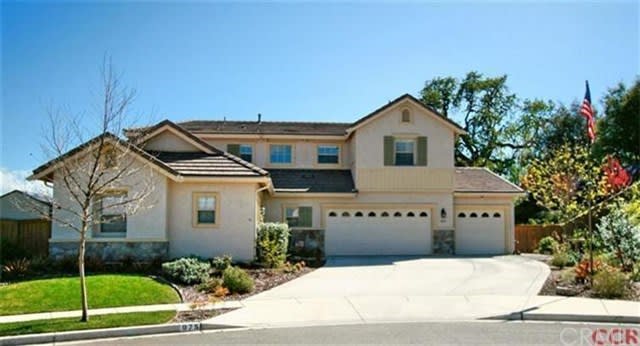 975 Rosebay Way