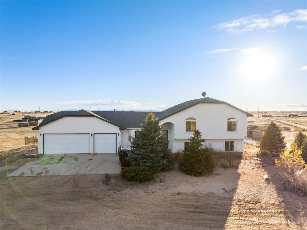 17865 High Plains View