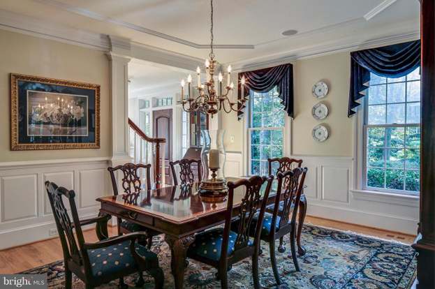 509 HARLEQUIN LN