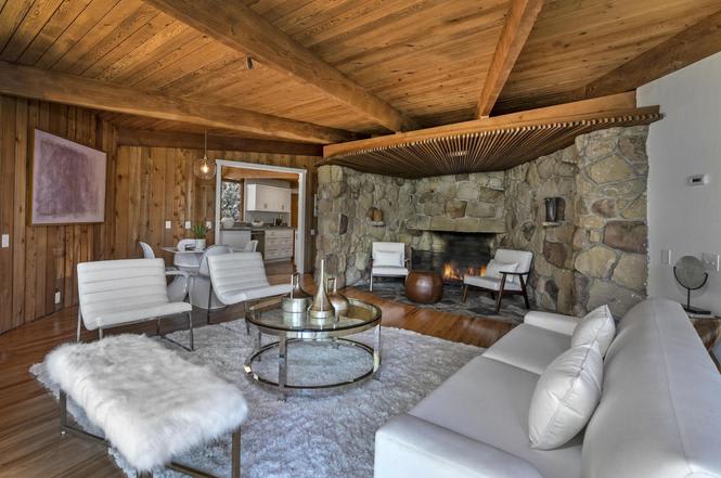 41 Mountain Dr