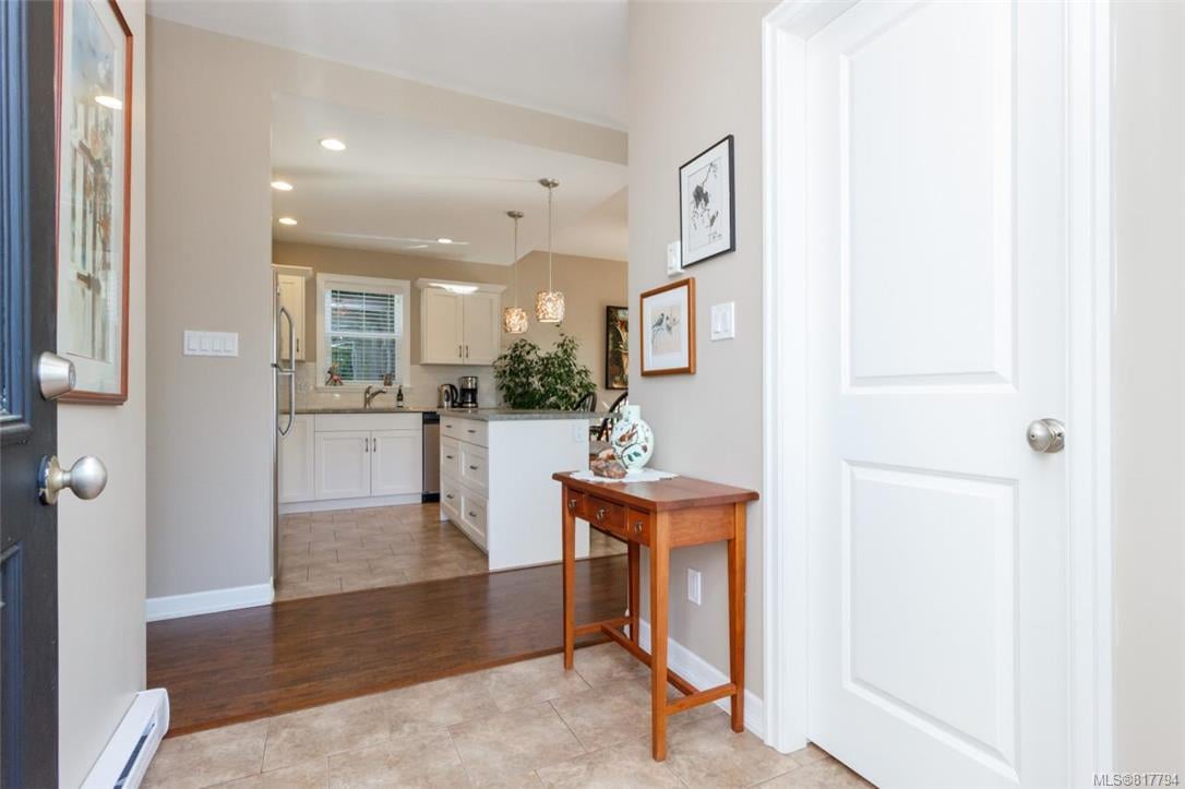 101-2260 Maple Ave, Sooke
