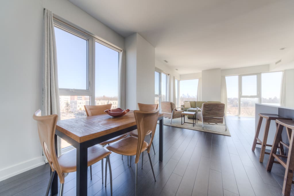 FOREST HILL CORNER SUITE