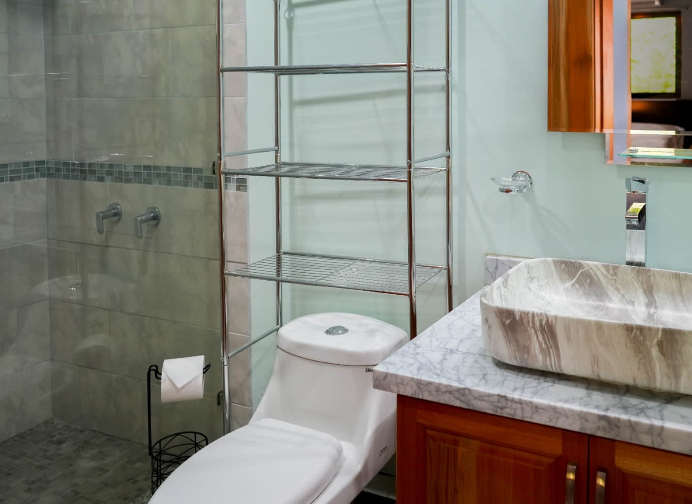 Matapalo Two-Unit Home Property