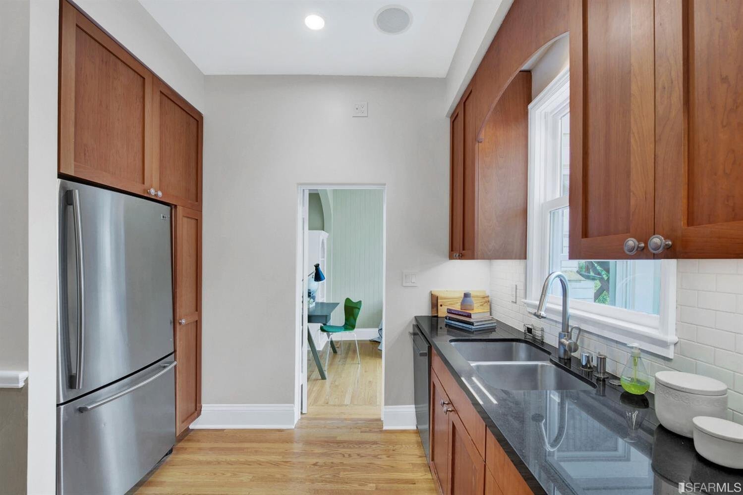 1252 Arguello Blvd