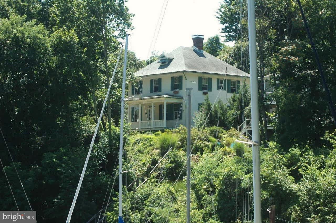 7 Gladden Rd