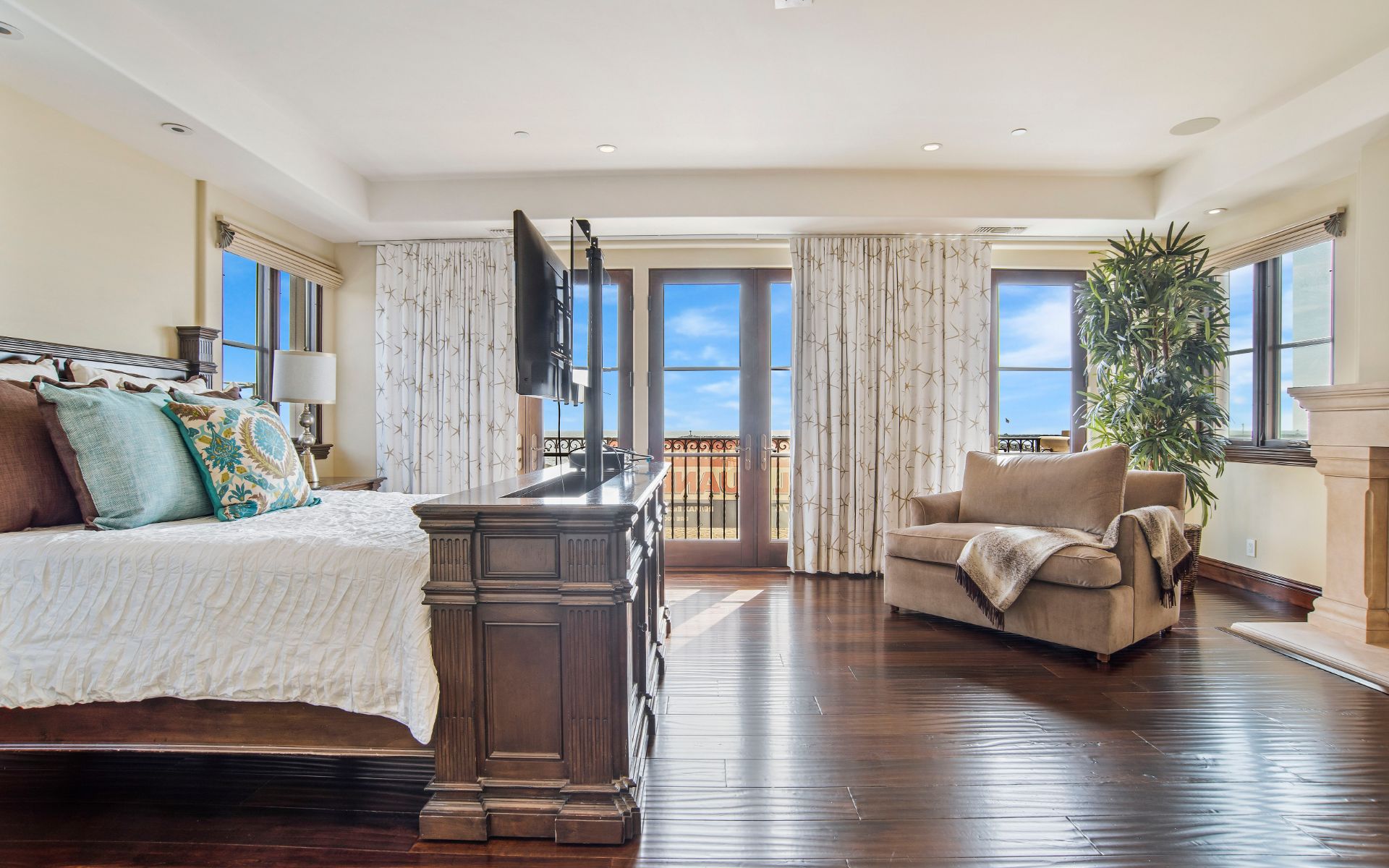 6209 Ocean Frnt