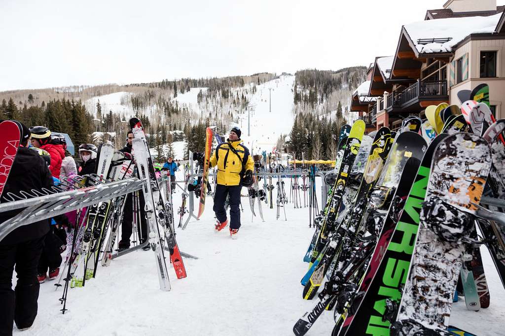 Powder On A Budget: Five Ways To Save Money On Your Ski Day