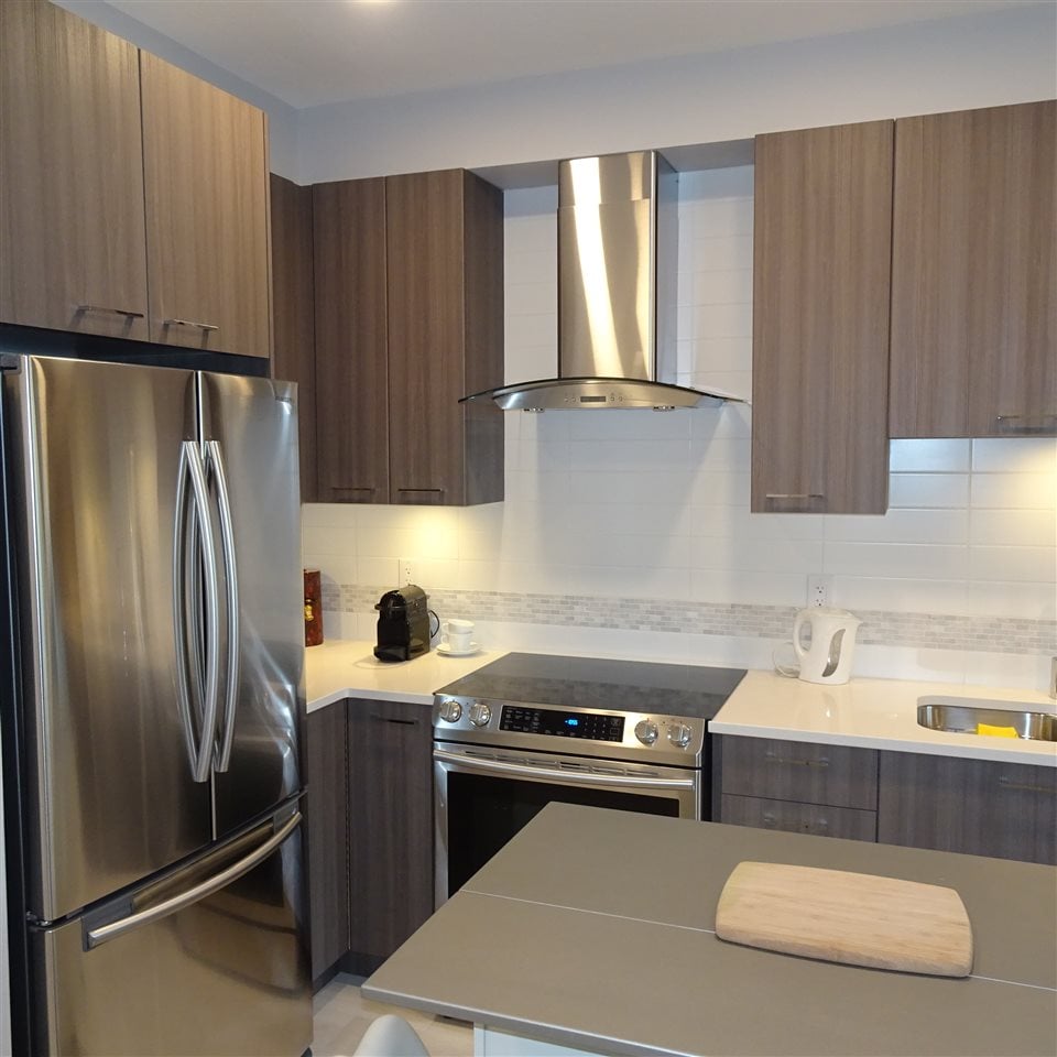 312-4690 Hawk Ln