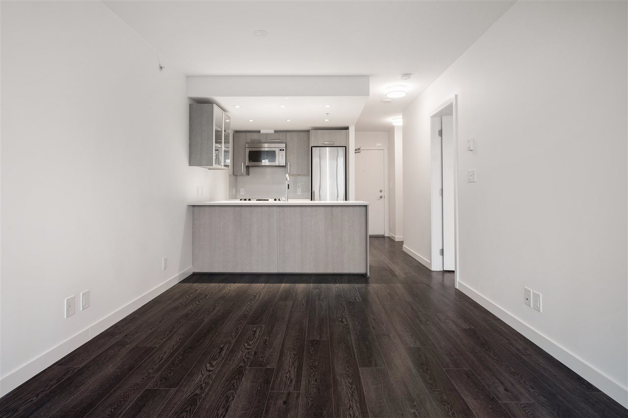 356-955 E Hastings St