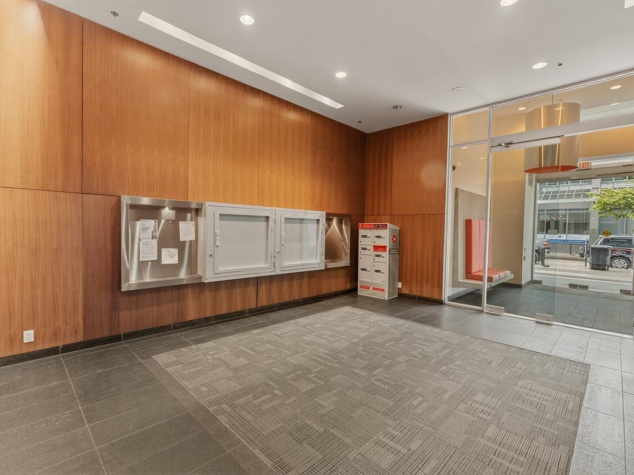 511-522 W 8th Ave
