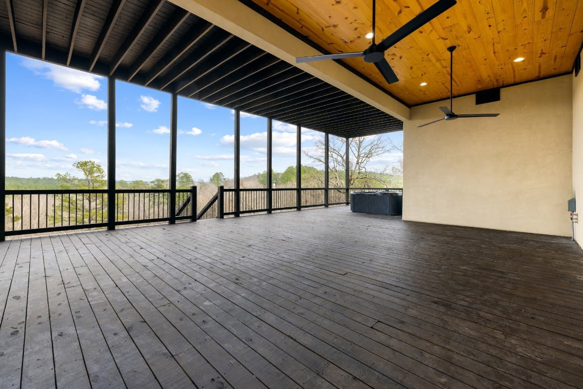 203 Ironwood Creek Trl