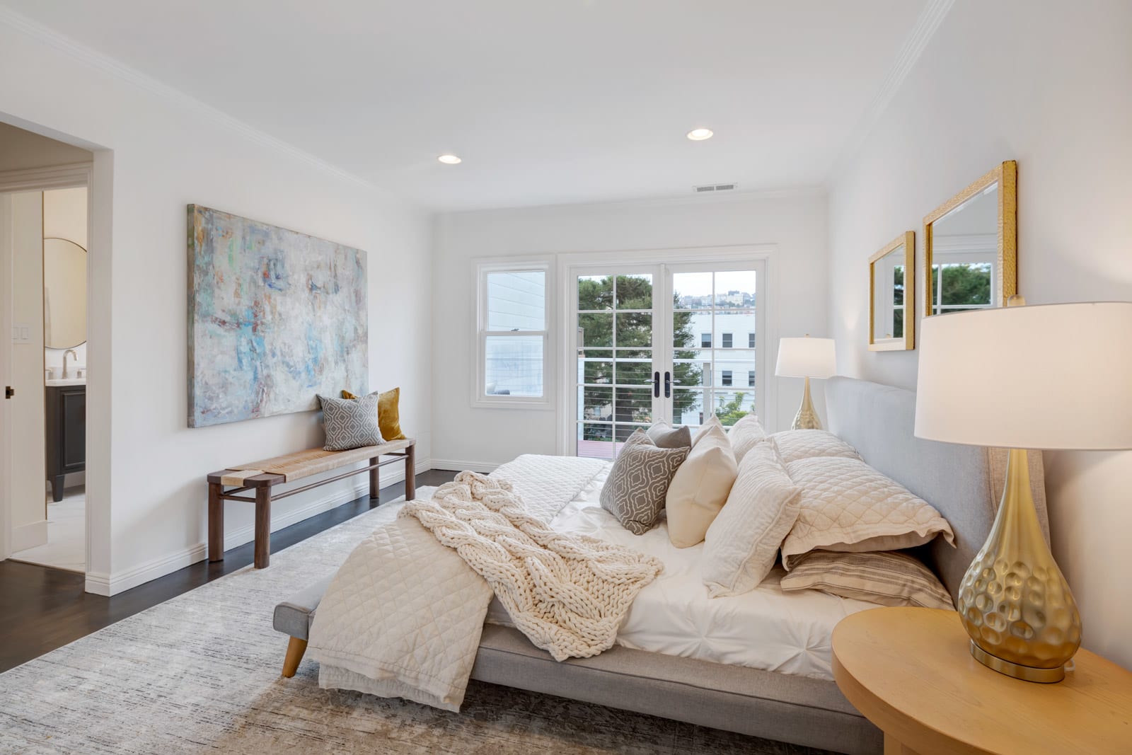 2257 Beach