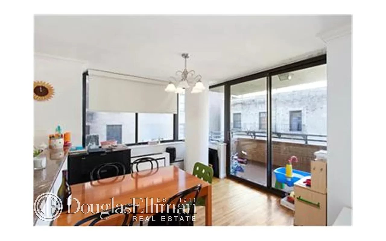 275 West 96th Street Unit: 9D