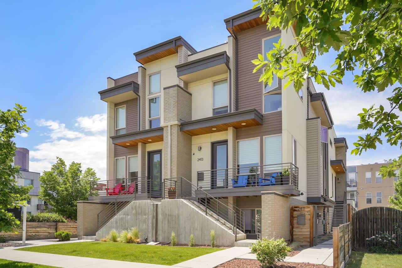 Showings start today! Tastefully updated Five Points townhome