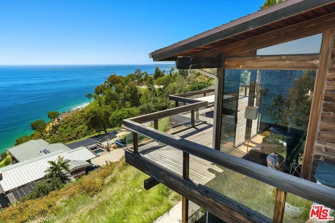 Rustic Malibu Mid Century, Architect Doug Rucker