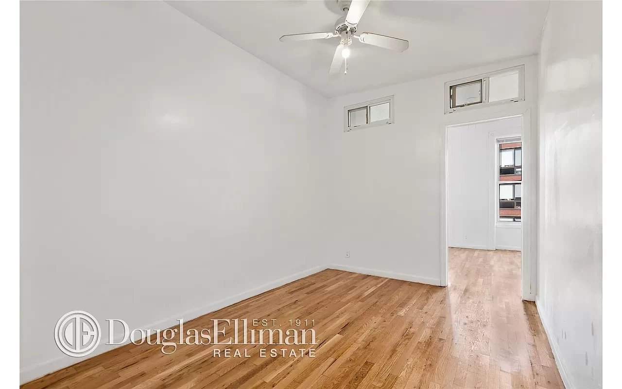 312 East 105th Street Unit: 4W