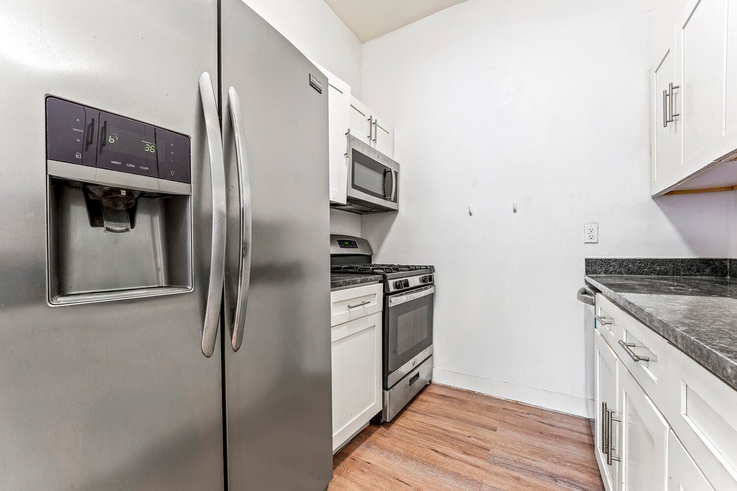 669 East 21st Street, Apt 1R