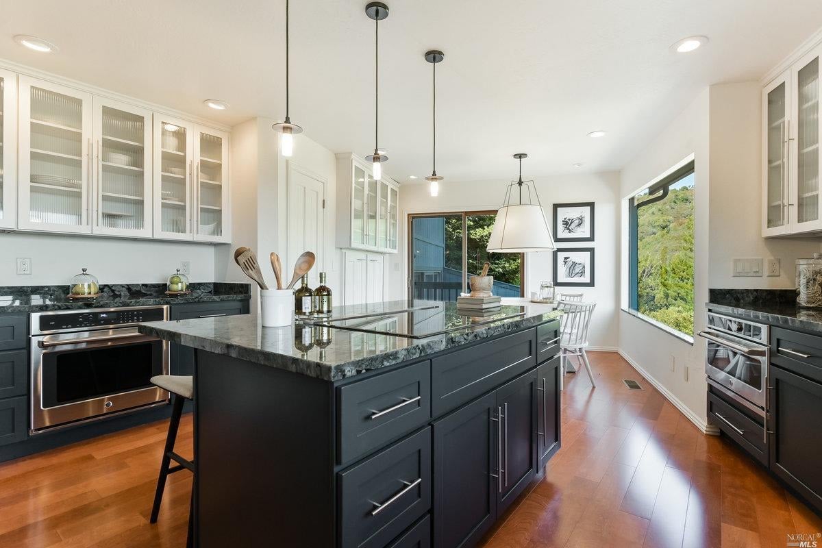 16 Manzanita Pl