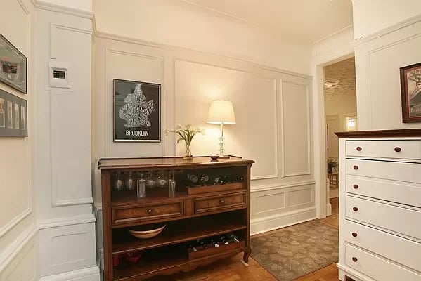 200 West 54th St Unit: 5B