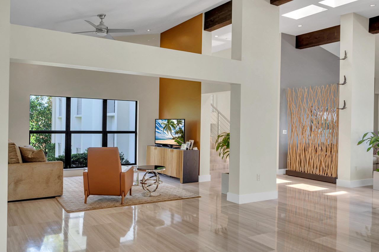 Miami’s Upper East Side Bayfront Residence