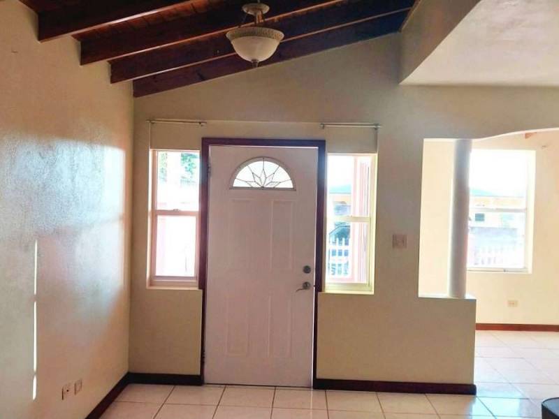 482 Paraquita Bay 2 Bedroom Apartment