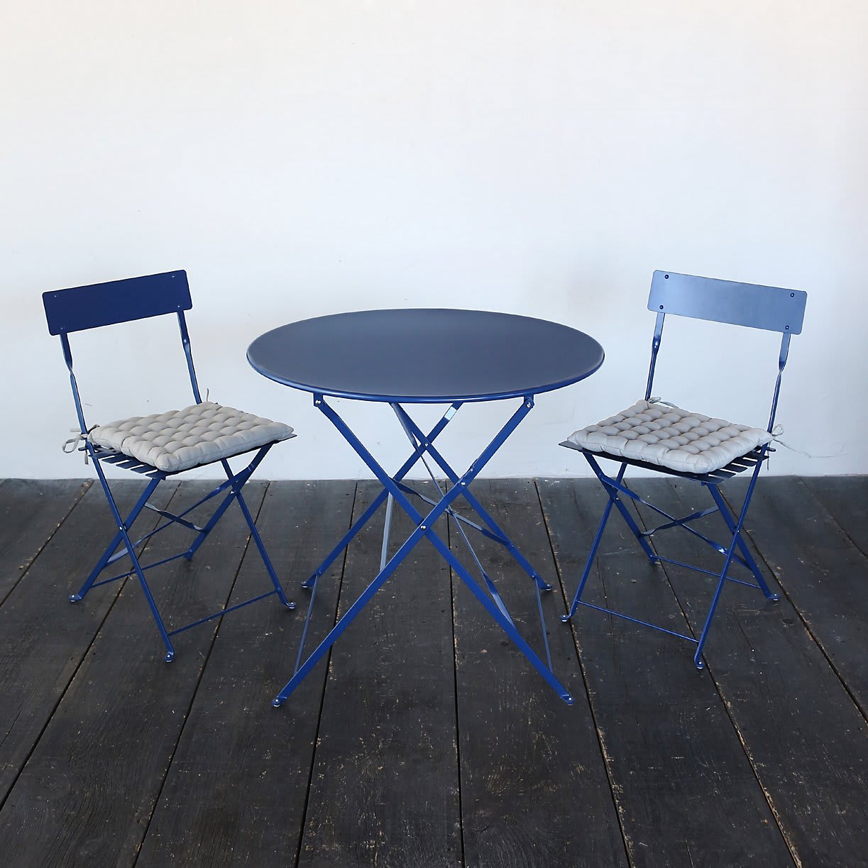 indigo & white