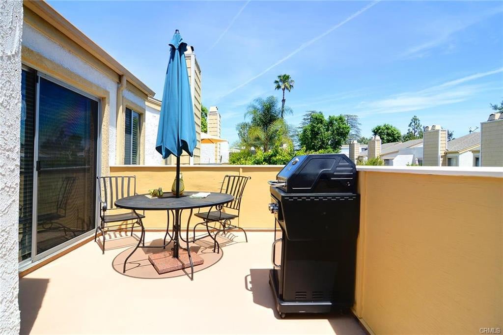 18408 Hatteras St #52