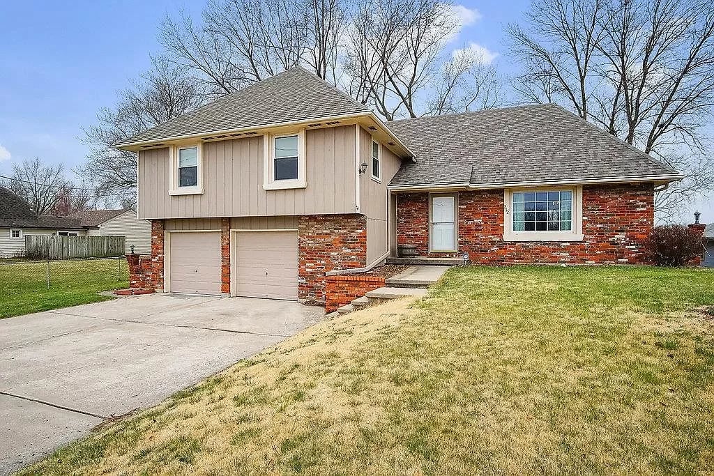 212 Randolph Road