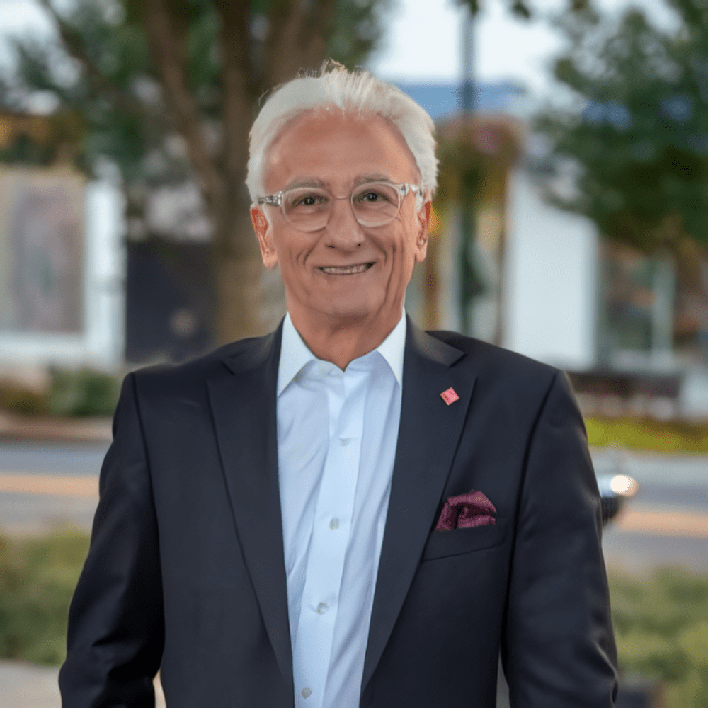Kamran Hakimi Maryland Real Estate Agent Headshot