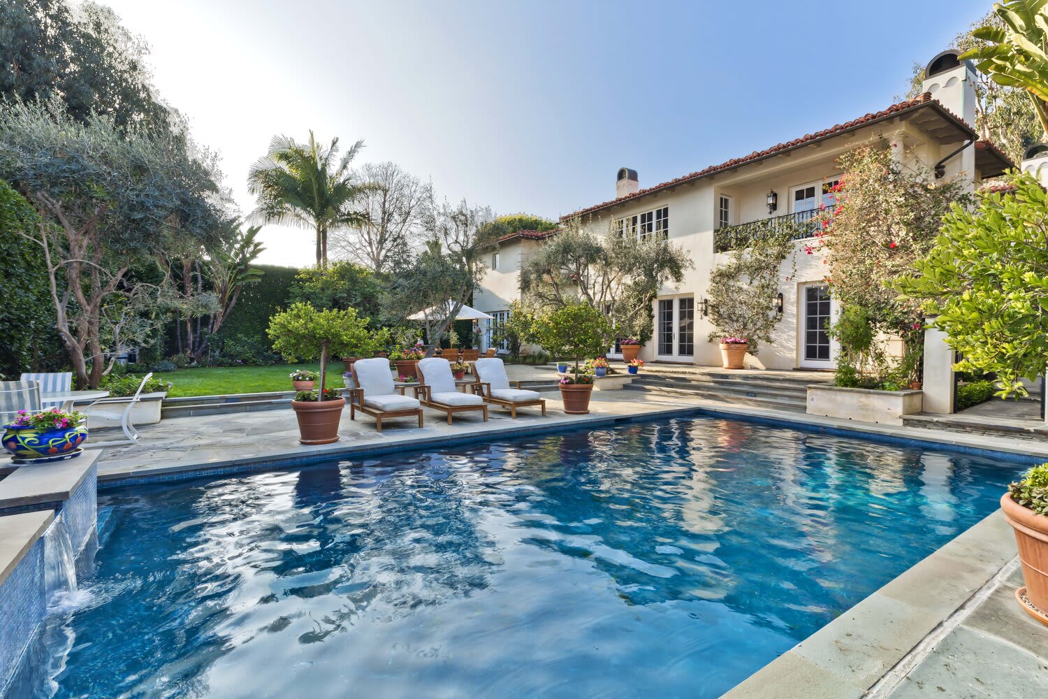 325 Toyopa Dr, Pacific Palisades