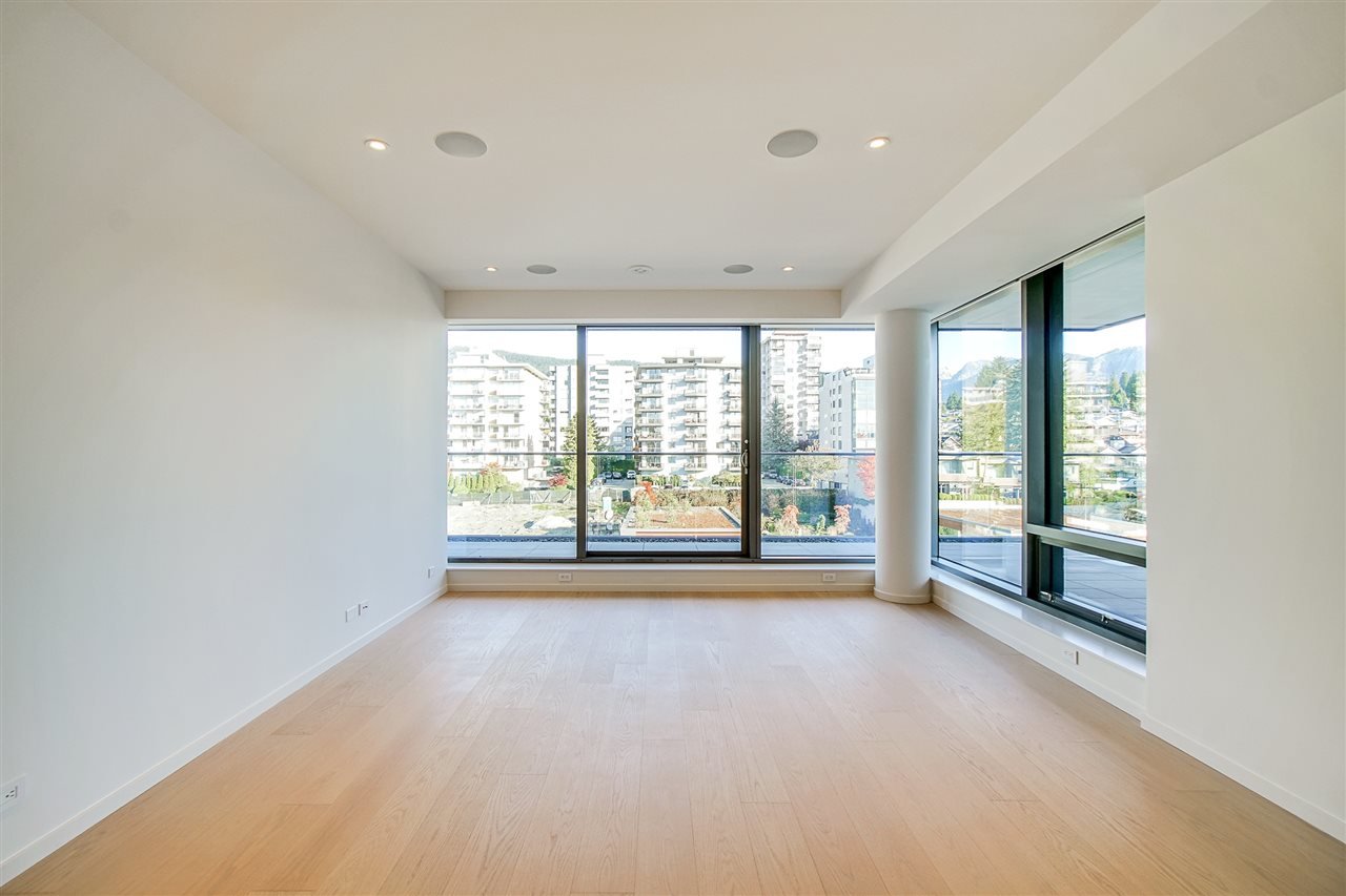 408-1327 Bellevue Ave