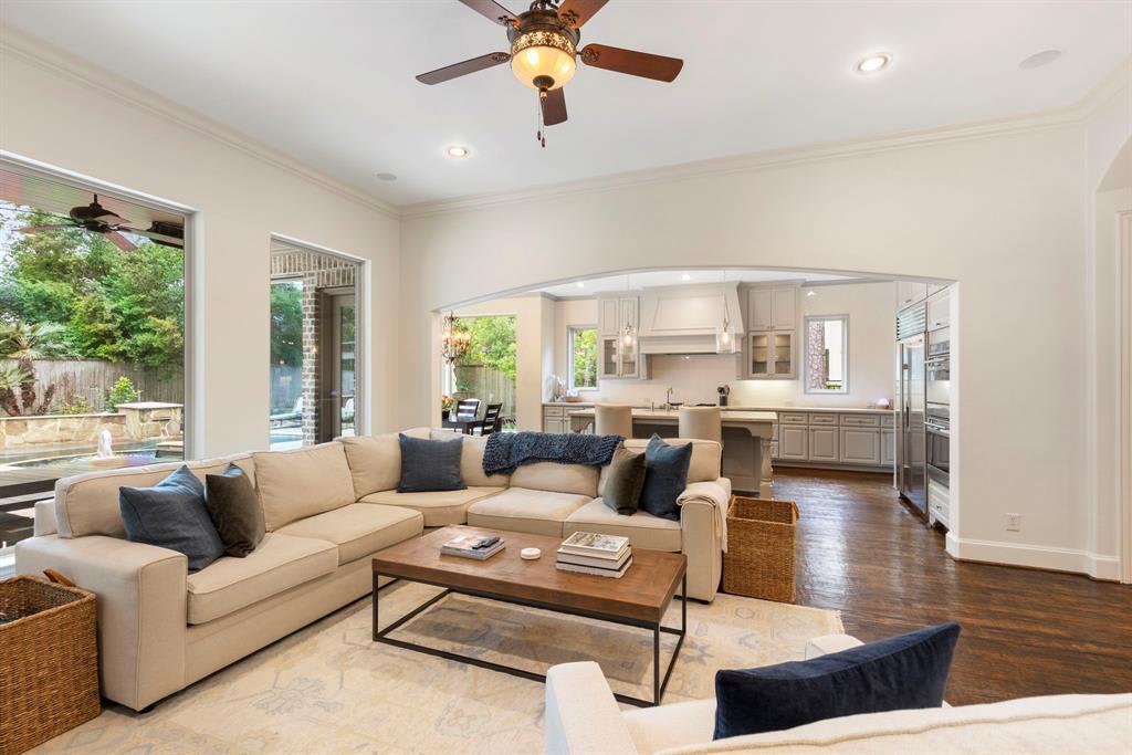 58 Roger Dell Ct