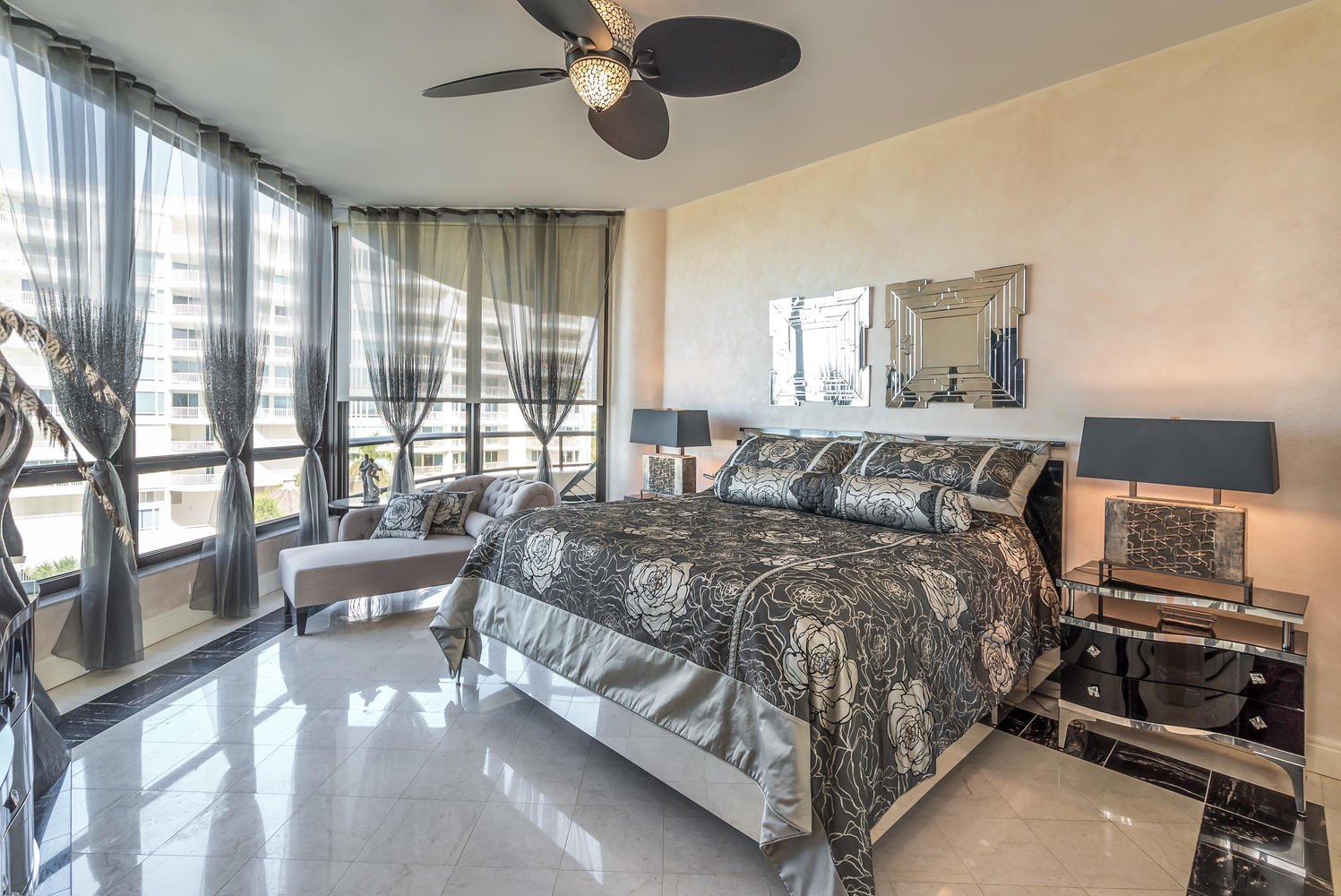 435 L Ambiance Dr, #L407