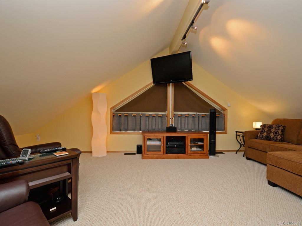 719 Cains Way, Sooke