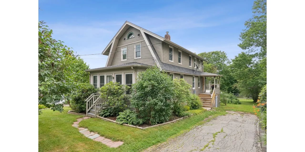 New Listing: 27 Hodge Street, Wiscasset, ME 04578- $475,000