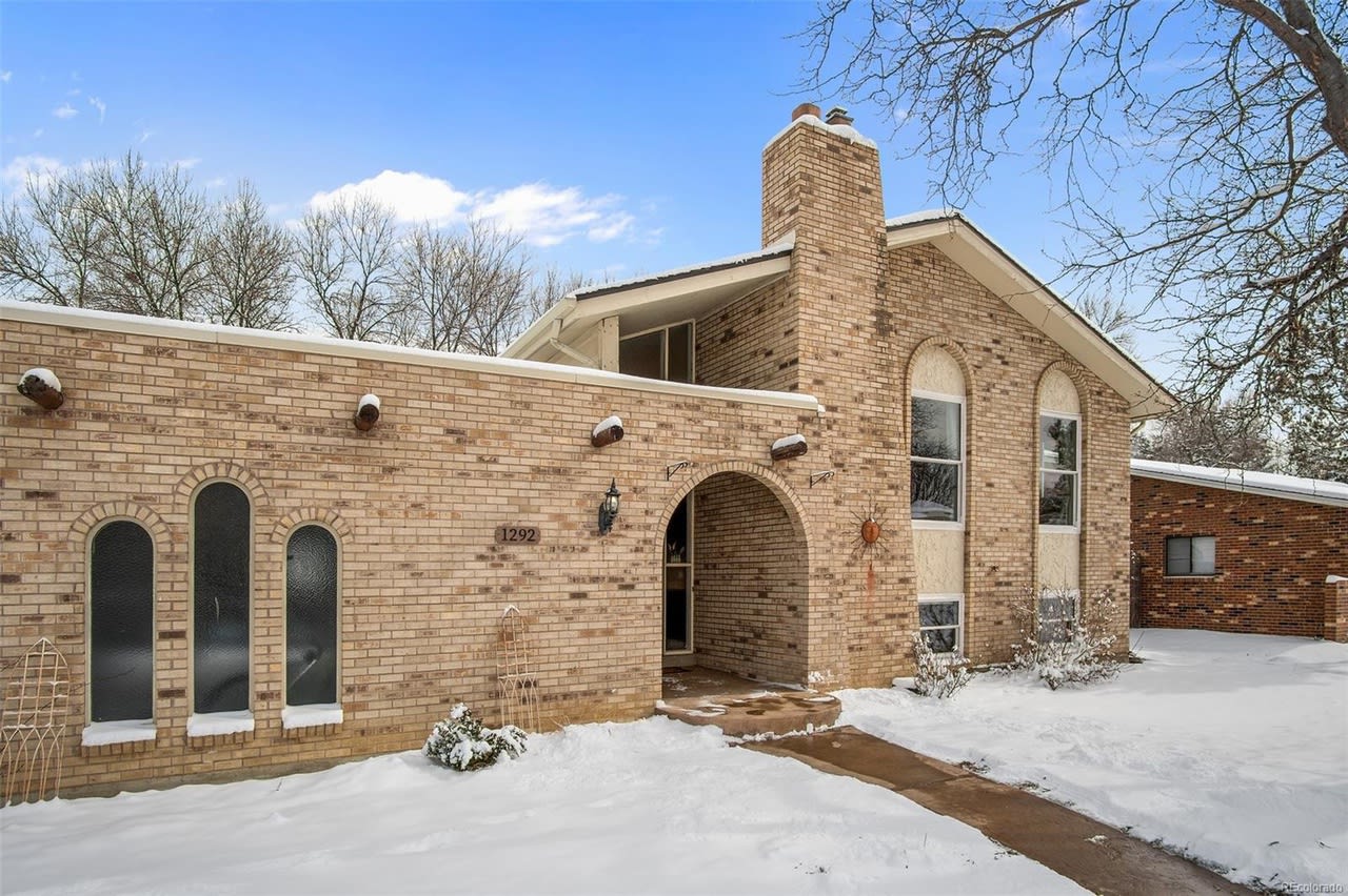 1292 Cedar St