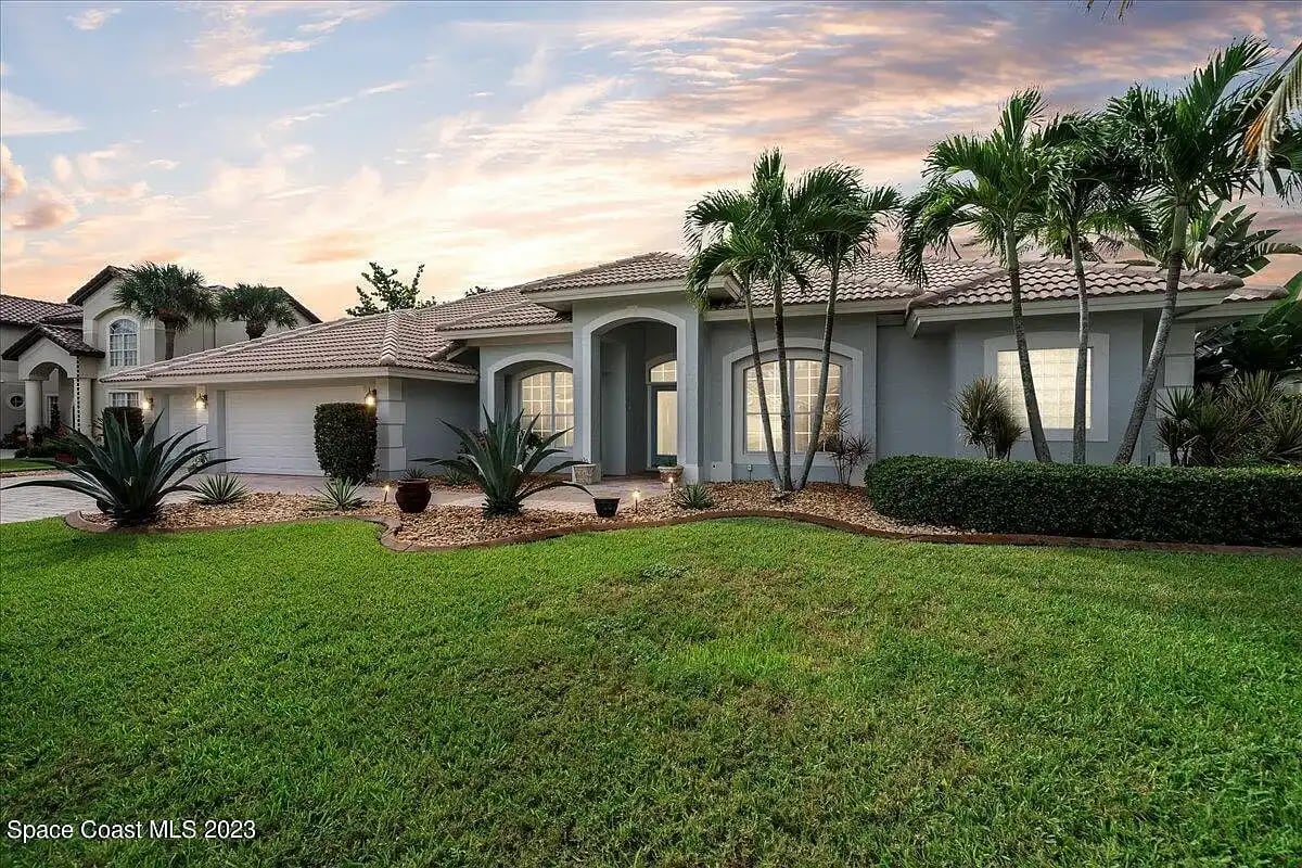 373 Flanders Dr