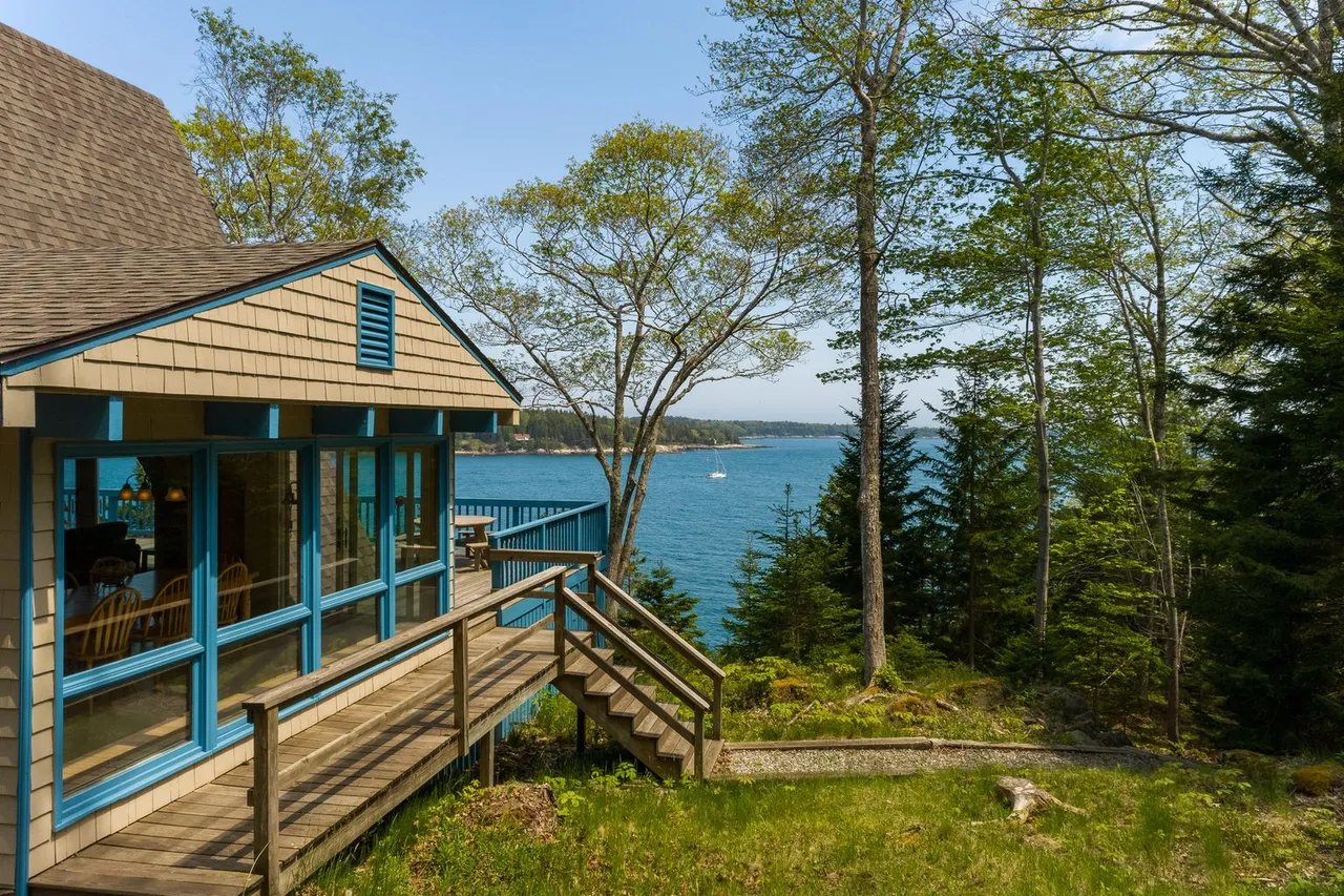 Home for Sale – 66 Sea Surf Road, Boothbay, ME – $1,199,000