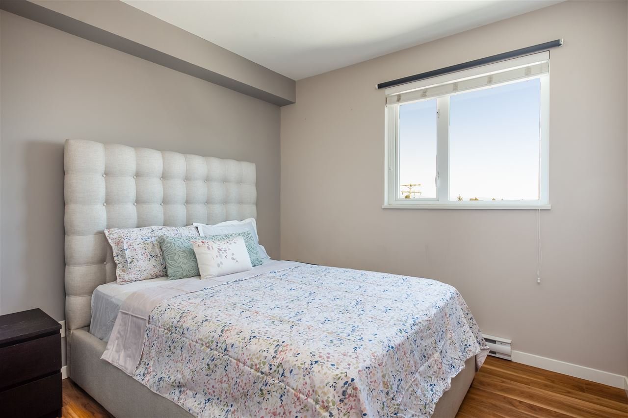 318-5388 Grimmer St